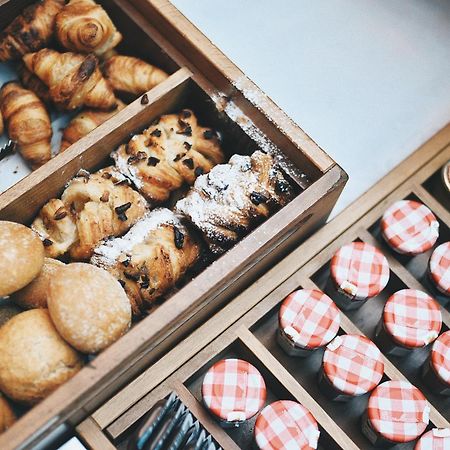Hotel Telegraaf, Autograph Collection Ταλίν Εξωτερικό φωτογραφία A selection of Danish pastries