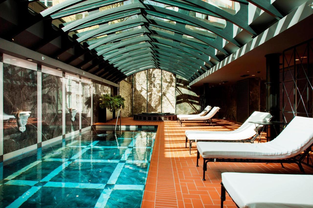 Hotel Telegraaf, Autograph Collection Ταλίν Εξωτερικό φωτογραφία The pool at the Mandarin Oriental, Santiago