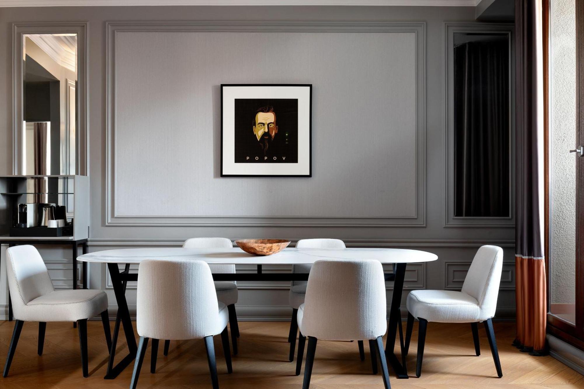 Hotel Telegraaf, Autograph Collection Ταλίν Εξωτερικό φωτογραφία A dining room with a wall panelling