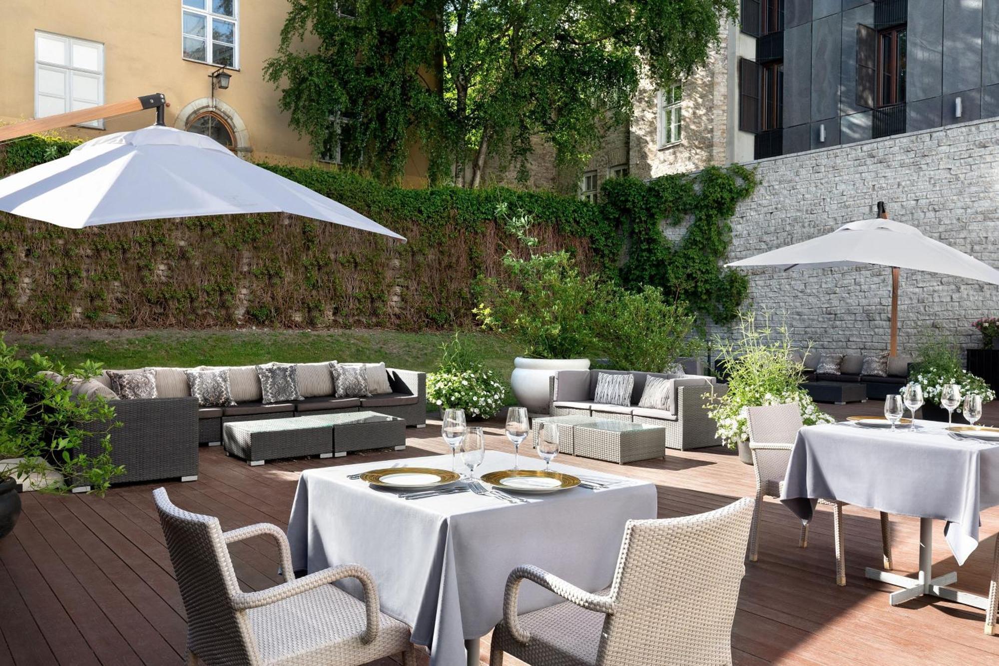 Hotel Telegraaf, Autograph Collection Ταλίν Εξωτερικό φωτογραφία The garden