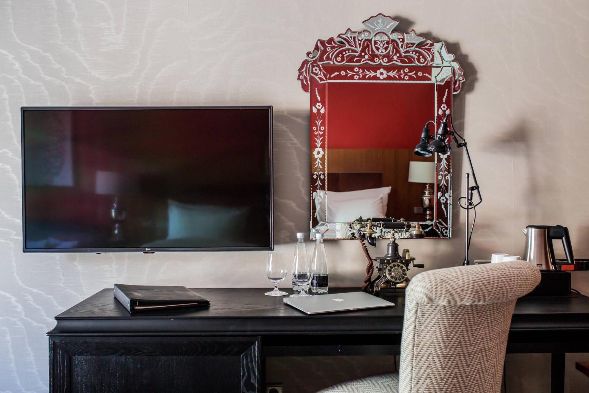 Hotel Telegraaf, Autograph Collection Ταλίν Εξωτερικό φωτογραφία A room at the hotel
