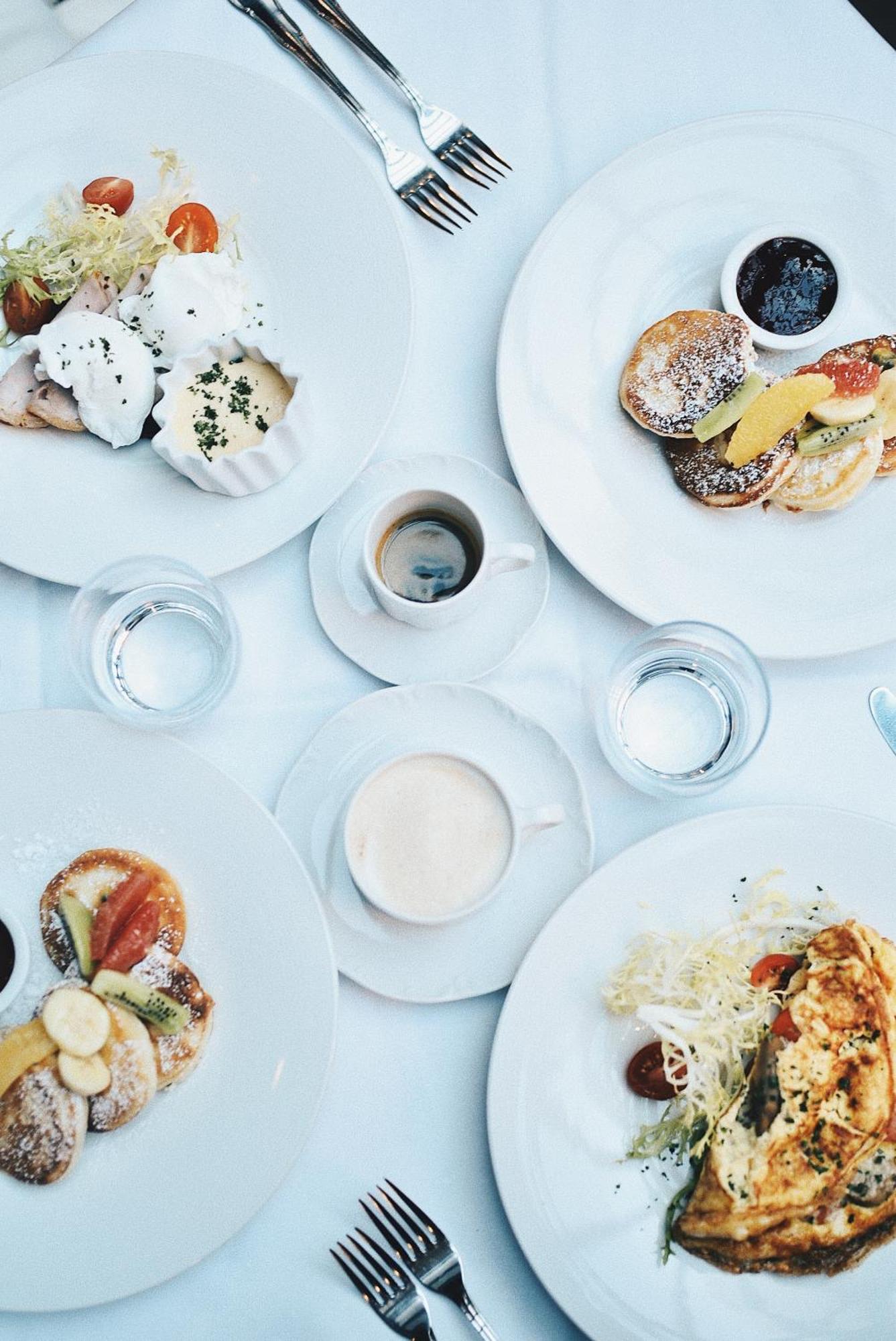 Hotel Telegraaf, Autograph Collection Ταλίν Εξωτερικό φωτογραφία Breakfast at the Hotel de Ville