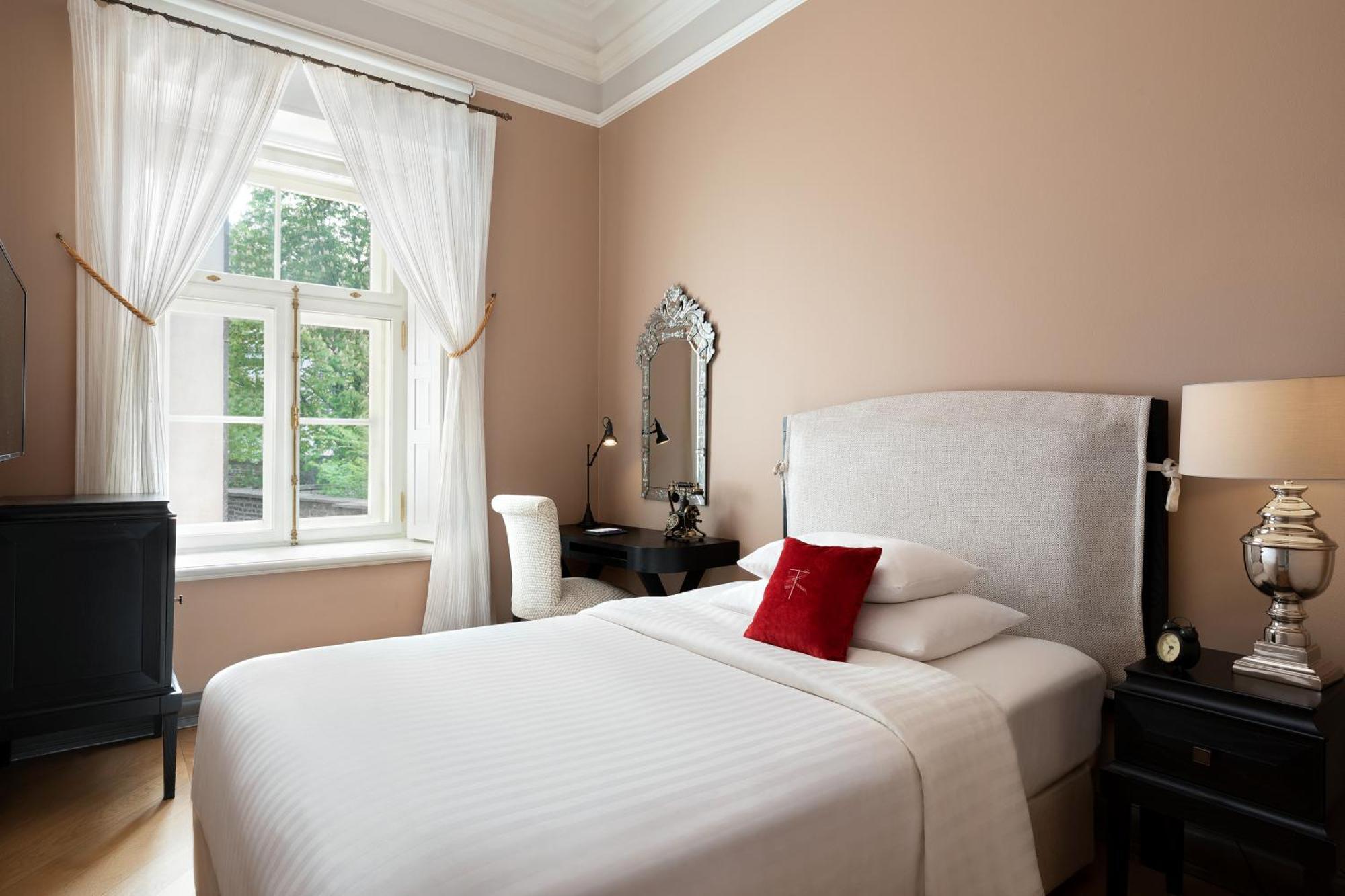 Hotel Telegraaf, Autograph Collection Ταλίν Εξωτερικό φωτογραφία